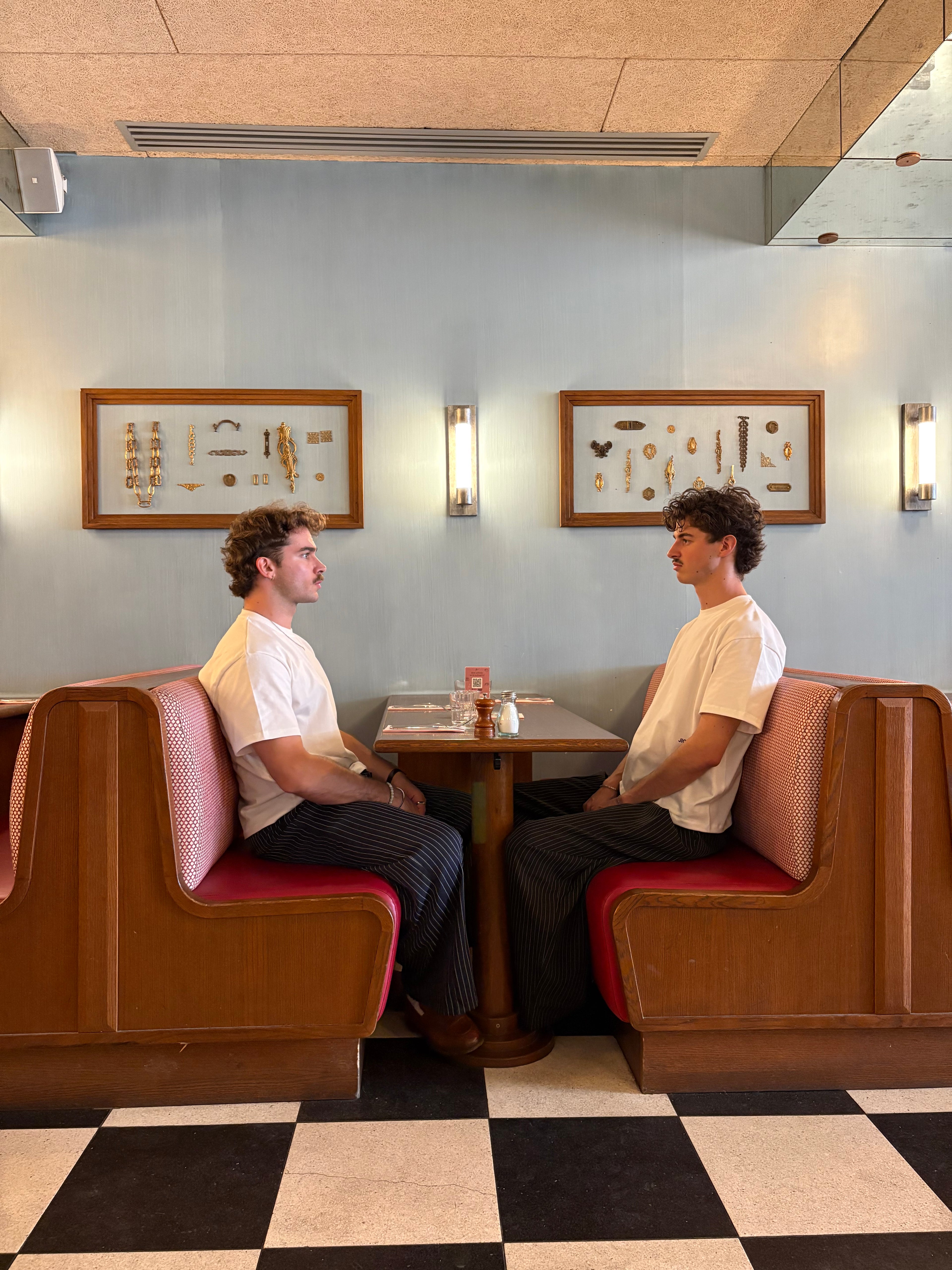 JICKS_LEFLORAL_TSHIRT_FACE